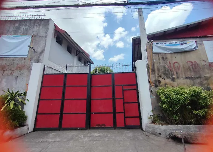 Mang Ben Kaliraya Auberge de jeunesse *